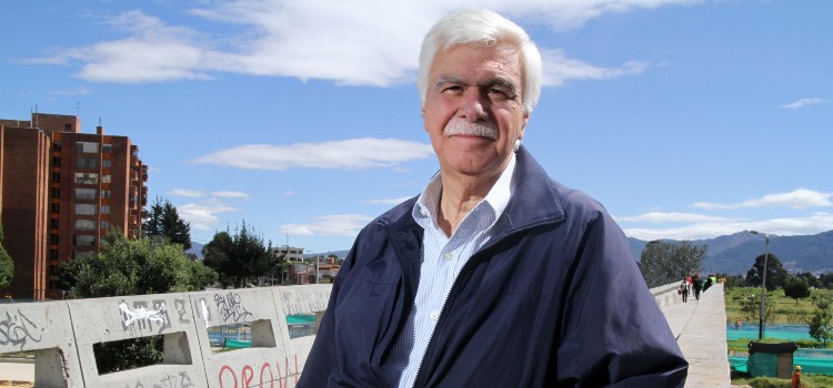 ‘Fumigación: tres décadas destruyendo a Colombia’: Germán Castro Caycedo sobre el Glifosato para El Tiempo