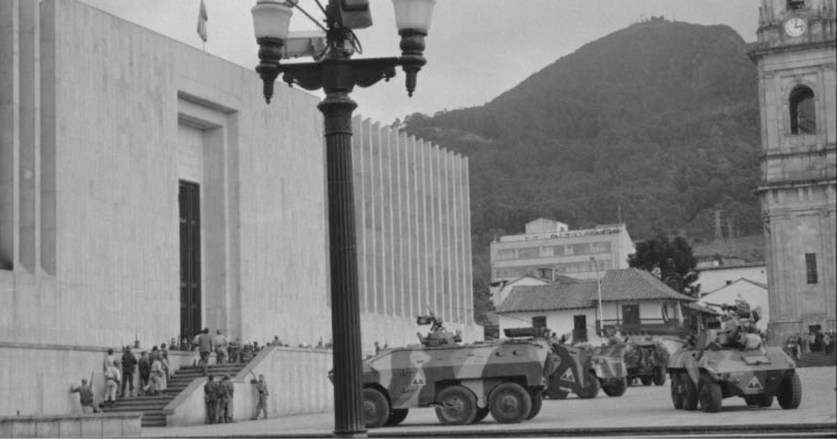 El Palacio sin Máscara: la crónica que reveló la historia oculta de la toma y retoma del Palacio de Justicia
