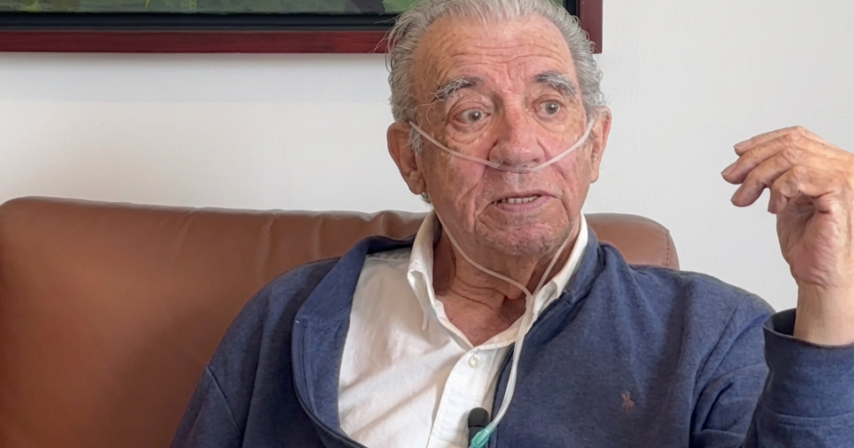 Darío Jaramillo Agudelo: «Germán es uno de los fundadores del género literario de la crónica»